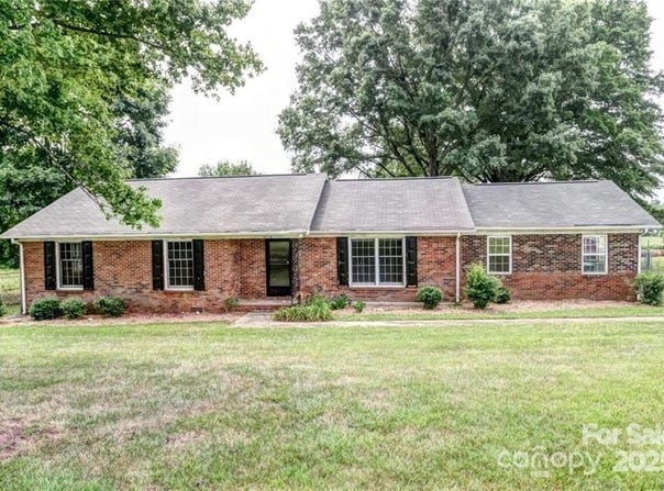4716 Margaret Wallace Road, Matthews, NC 28105