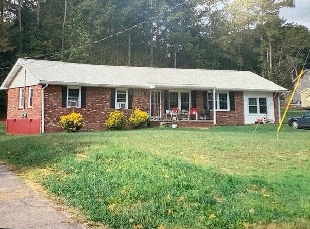 615 NW Cherokee Trail, DALTON, GA 30721
