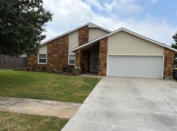 13772 S Nyssa Place, Glenpool, OK 74033