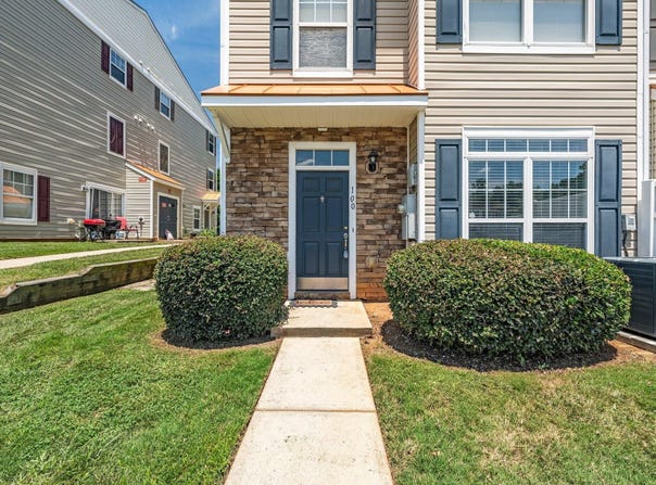 2221 Valley Edge Drive, Raleigh, NC 27614