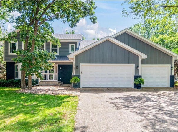2020 127th Avenue NW, Coon Rapids, MN 55448