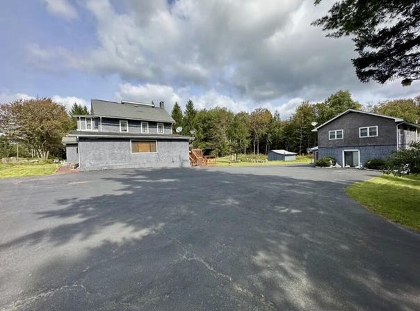 596 Route 196, Tobyhanna, PA 18466