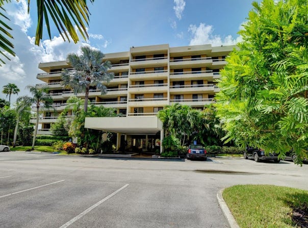 23200 Camino Del Mar, Boca Raton, FL 33433
