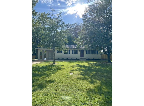 479 Hillsdale Drive, Tupelo, MS 38804