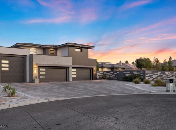 4050 N Tomsik Street, Las Vegas, NV 89129