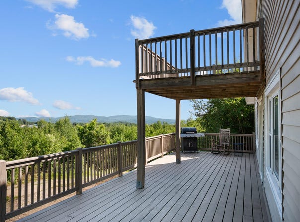 14 Hunter Drive, Cornish, ME 04020