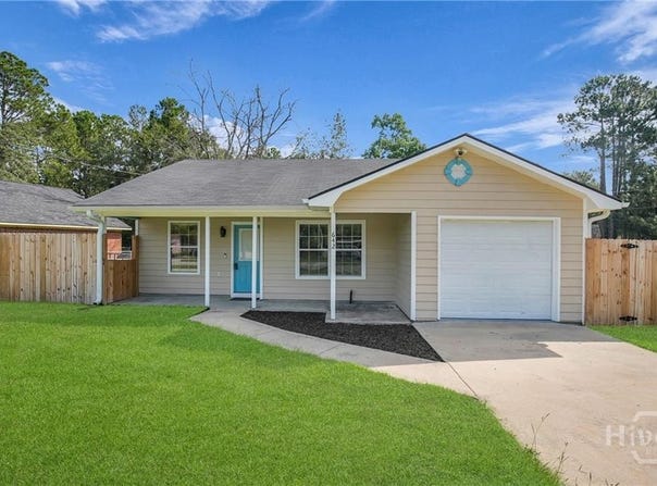 642 Honey Ridge Lane, Hinesville, GA 31313