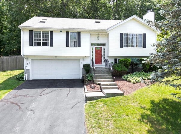 153 Grandview Avenue, Lincoln, RI 02865