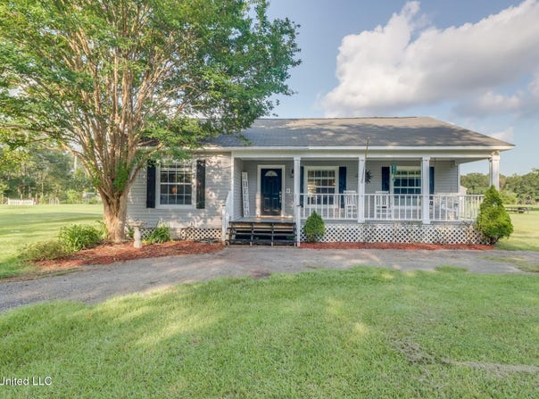 20114 Scarborough Road, Saucier, MS 39574