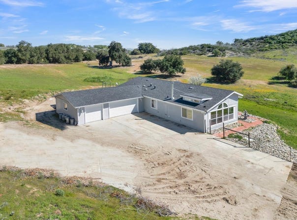 53330 Smith RD, Bradley, CA 93426