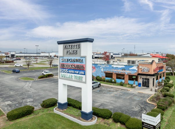 127 West Tiverton Way, Lexington, KY 40503
