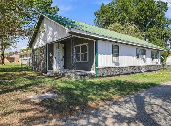 214 W Mulberry, Durant, OK 74701