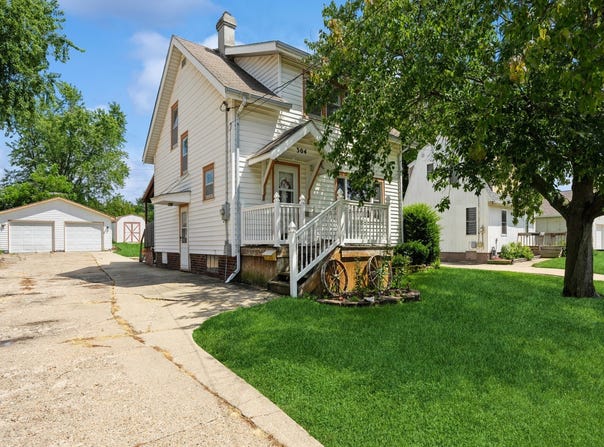 304 W 11th Street N, Newton, IA 50208
