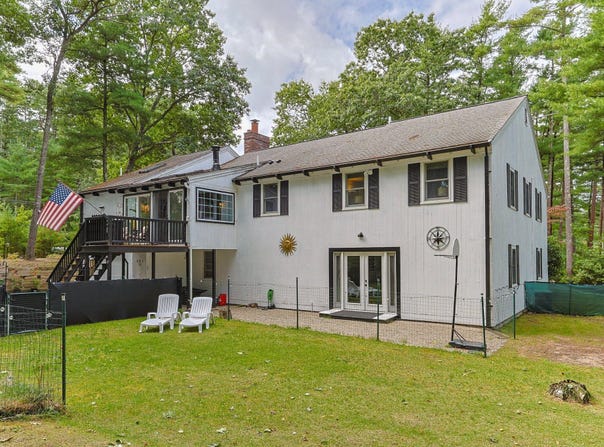 28 Brook Street, Plympton, MA 02367