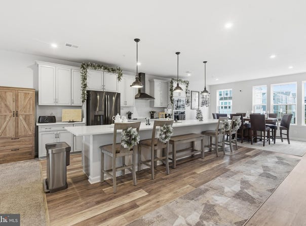 10414 JOHN GLENN Street, LANHAM, MD 20706