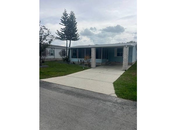 100 E Hampton Dr, Auburndale, FL 33823