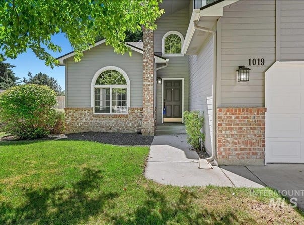 1019 N Watson, Eagle, ID 83616