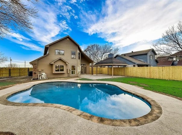 930 Thorton Drive, Cedar Hill, TX 75104