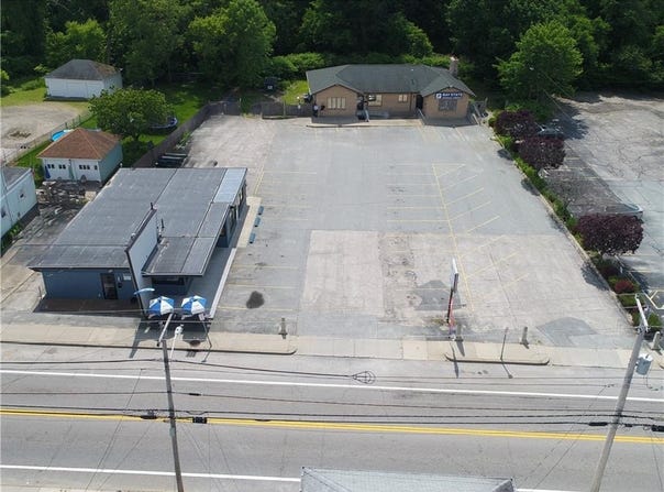923 Main Street, West Warwick, RI 02893