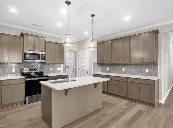 3619 Townland Circle, Clemmons, NC 27012