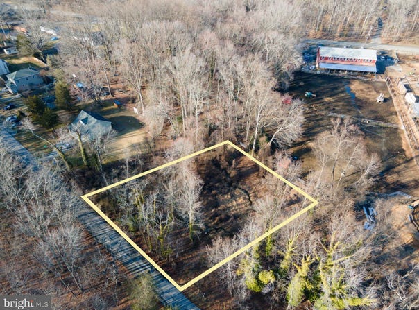 OAK Lane, EDGEWATER, MD 21037