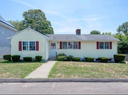 23 Marine St, Quincy, MA 02169