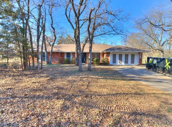 1933 Red Fox Road, Edmond, OK 73034