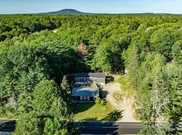 833 Sedgwick Ridge Road, Sedgwick, ME 04676