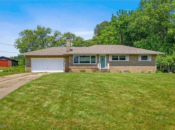 5702 Canterbury Road, Akron, OH 44319