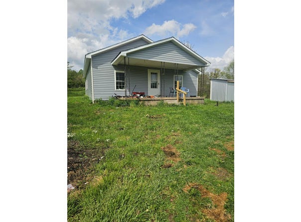 1826 E Big Bear Road, Connersville, IN 47331-8312