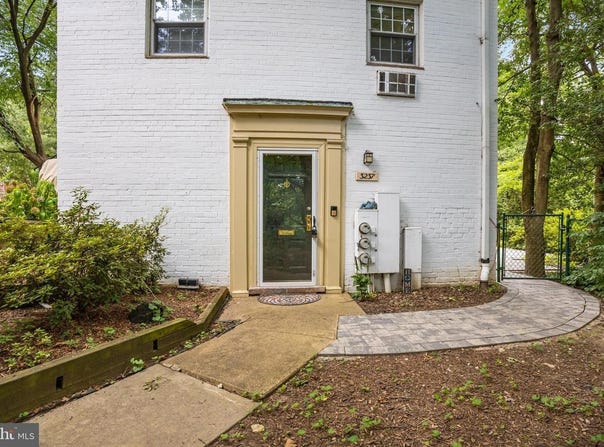 3237 RAVENSWORTH PL, ALEXANDRIA, VA 22302