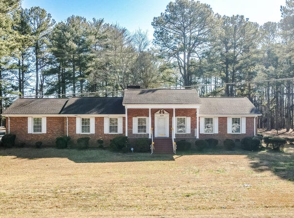 3129 Barwell Road, Raleigh, NC 27610