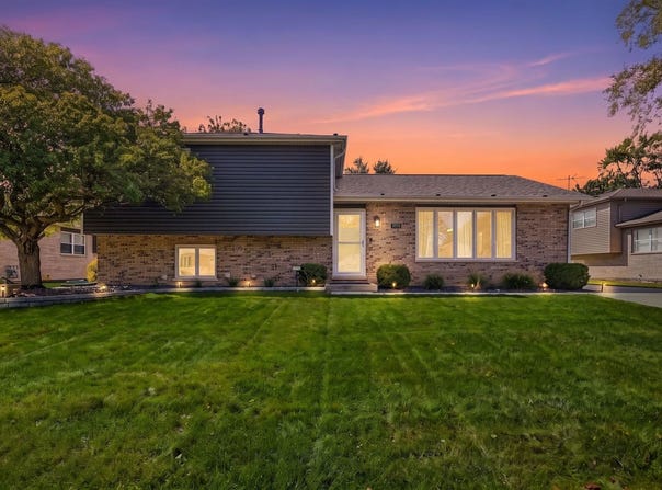 25712 S Mccorkle Avenue, Monee, IL 60449
