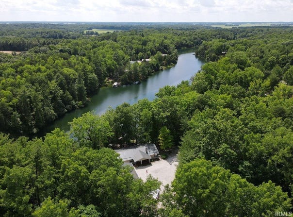 1643 N Oak N Pine Lane, Center Point, IN 47840