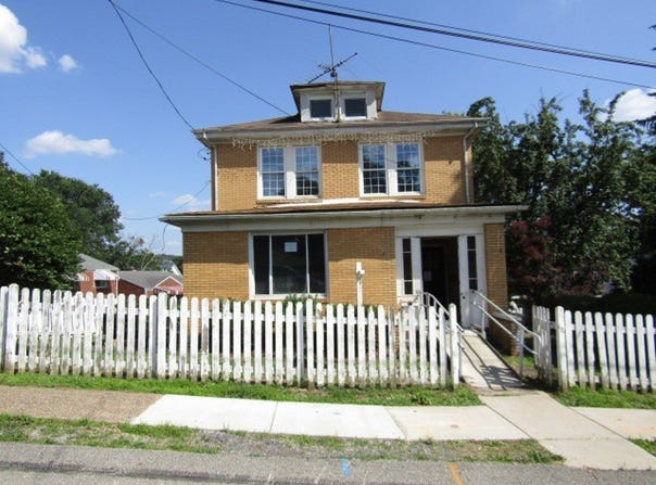 501 6th Ave, Carnegie, PA 15106