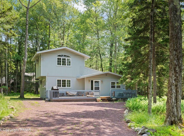 231 Gross Drive, Pocono Pines, PA 18350