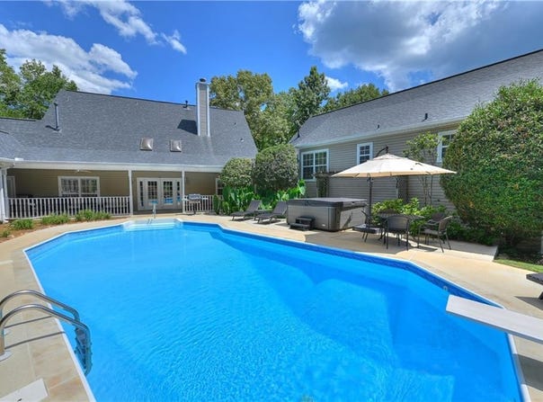 1900 WRIGHTS MILL ROAD, AUBURN, AL 36830