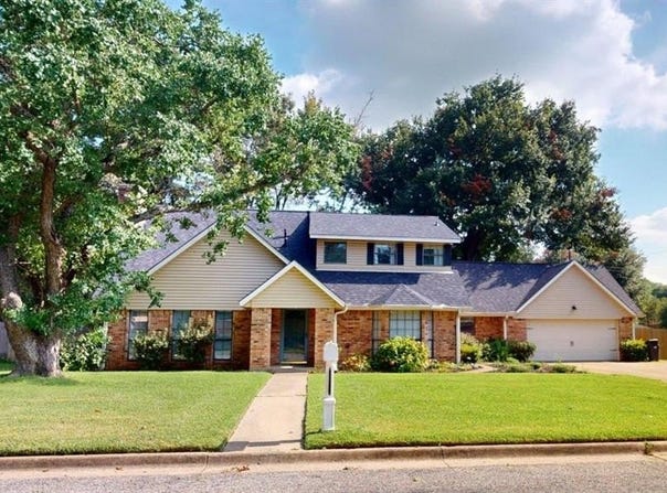 908 Rolling Drive, Athens, TX 75751
