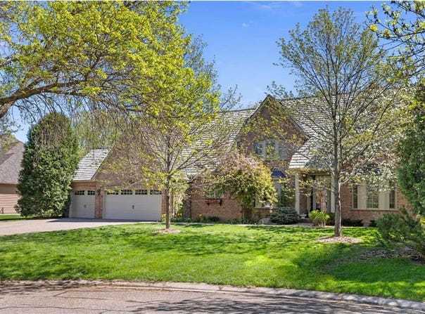 690 Olive Lane N, Plymouth, MN 55447