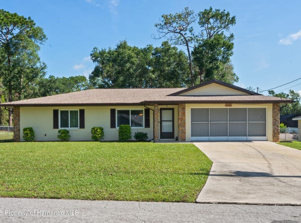 6491 E Wingate Street, Inverness, FL 34452