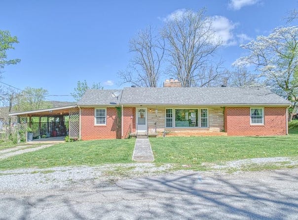 506 Evans St, LIVINGSTON, TN 38570