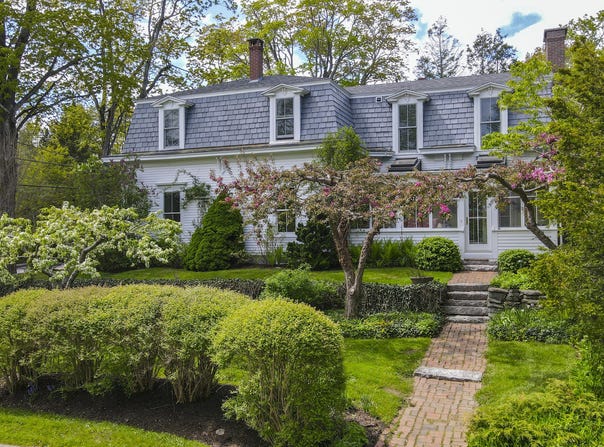 37 Mountain Street, Camden, ME 04843