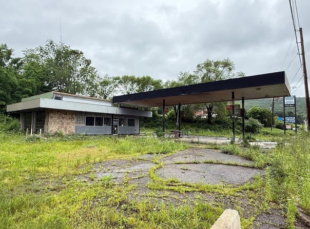 1050 STATE ROUTE 93, SUGARLOAF, PA 18249