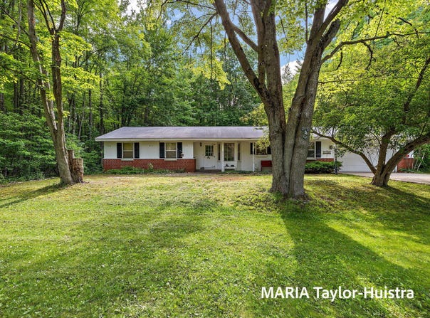 17690 JORDAN LANE, SPRING LAKE, MI 49456