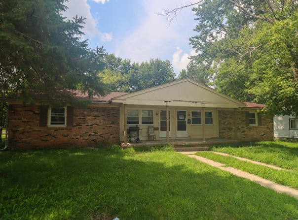 1704 Royce Ave, Beloit, WI 53511