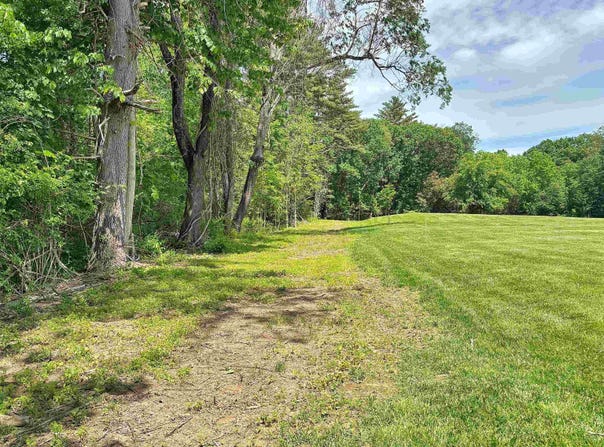 Emerson Road, Durham, NH 03824