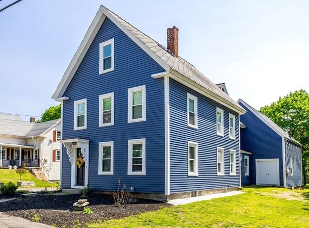 15 Central St, Ashburnham, MA 01430