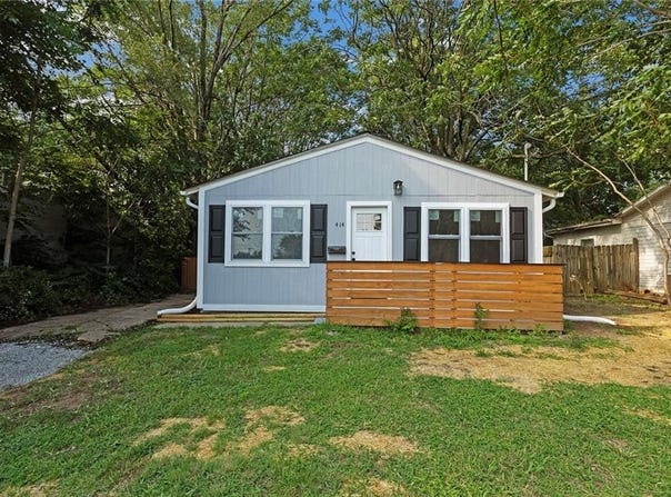 414 W Mechanic Avenue, Independence, MO 64050