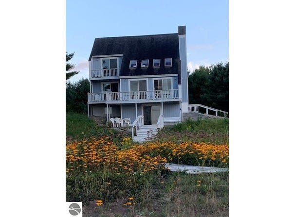 5736 Greenwood Road, Gladwin, MI 48624