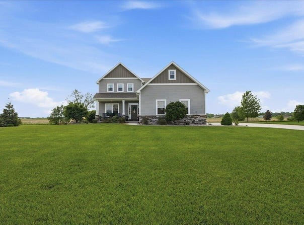 380 E Augustine Drive, Valparaiso, IN 46383
